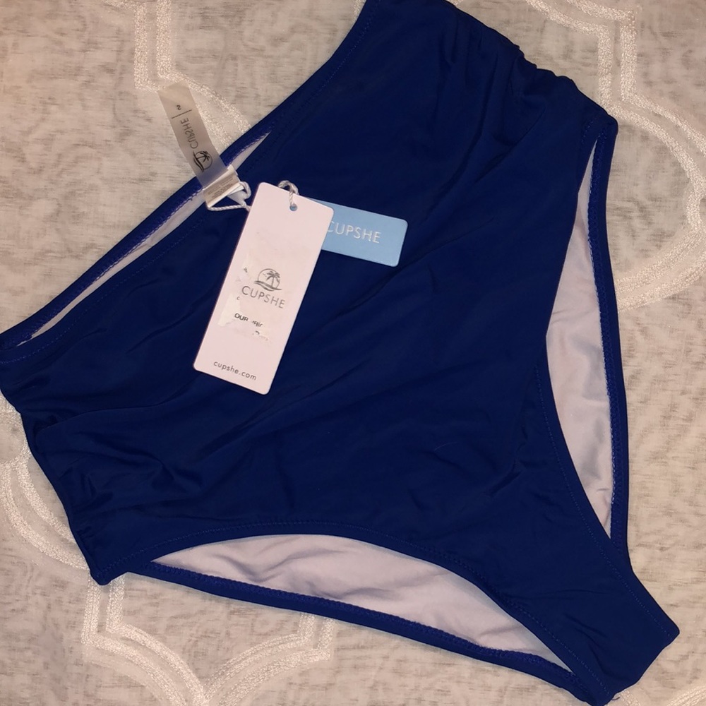 Cupshe highwaisted bikini bottoms - Picture 16 of 16